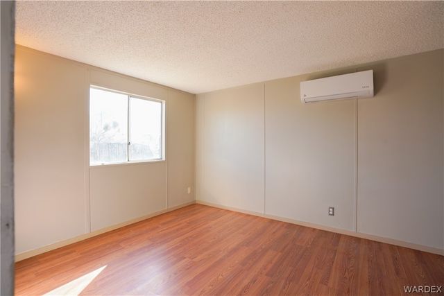 6892 Concho Drive, Dolan Springs, AZ 86441