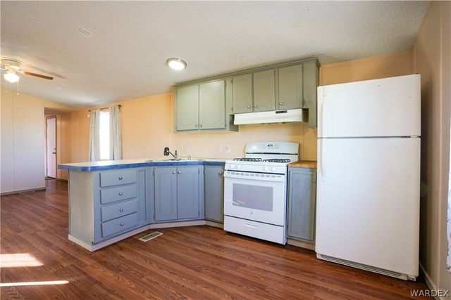 6892 Concho Drive, Dolan Springs, AZ 86441