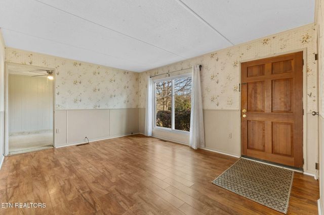 2229 Quail Hollow Rd, Knoxville, TN 37923