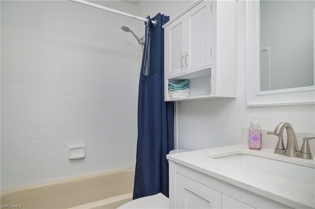 1221 22nd AVE NE, Naples, FL 34120