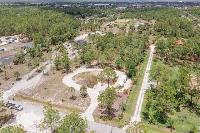 1221 22nd AVE NE, Naples, FL 34120