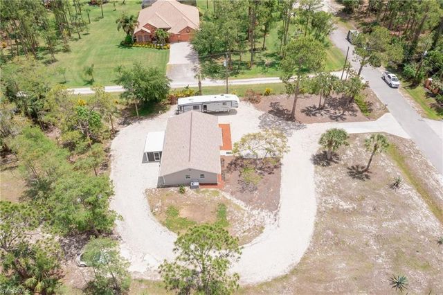 1221 22nd AVE NE, Naples, FL 34120