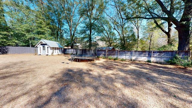 107 Gary Ct, Dothan, AL 36303