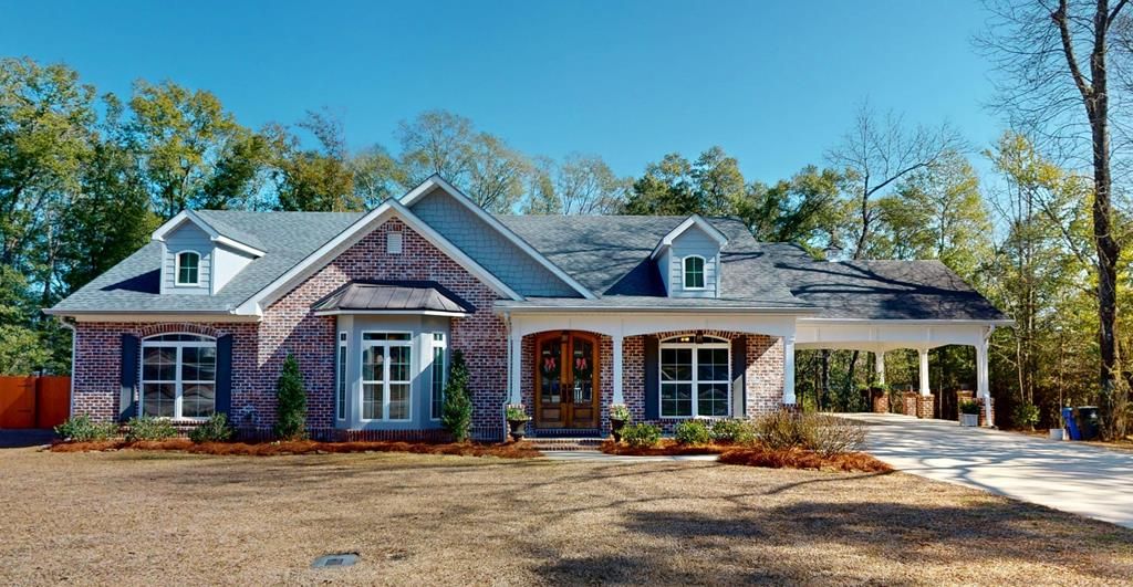 107 Gary Ct, Dothan, AL 36303