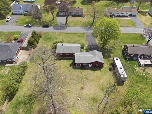 49 Heather Hills Drive, Jefferson Township, NJ 07438