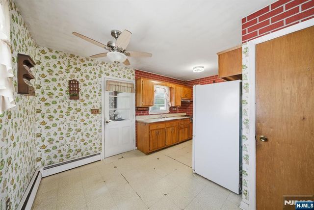 49 Heather Hills Drive, Jefferson Township, NJ 07438