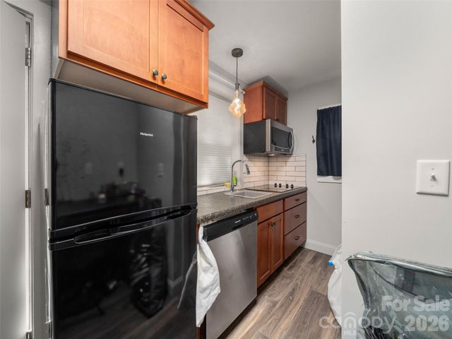 185 Duckworth Avenue, Brevard, NC 28712