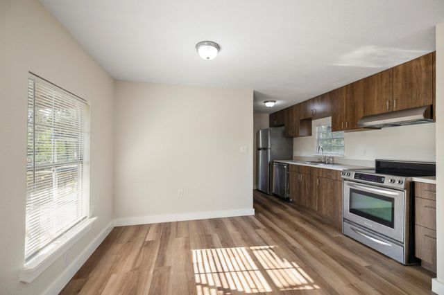 37111 Middle Trail, Magnolia, TX 77354