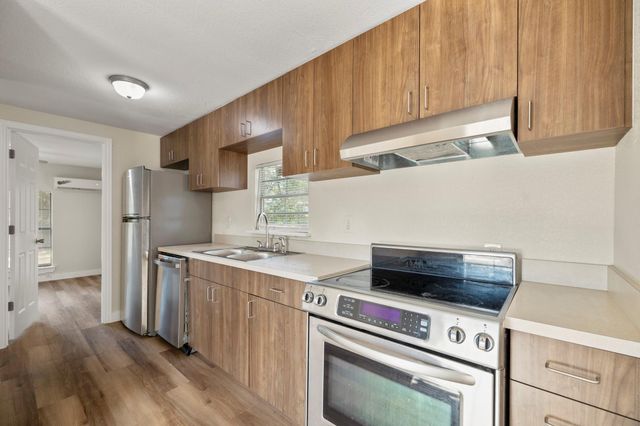 37111 Middle Trail, Magnolia, TX 77354