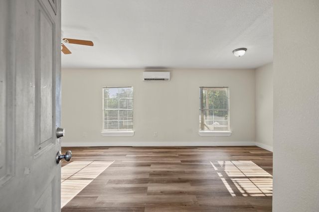 37111 Middle Trail, Magnolia, TX 77354