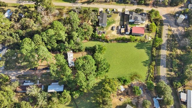 37111 Middle Trail, Magnolia, TX 77354