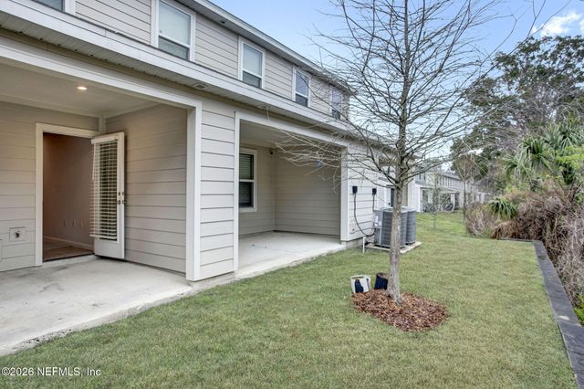 5958 CREEKSIDE CROSSING Drive, Jacksonville, FL 32210