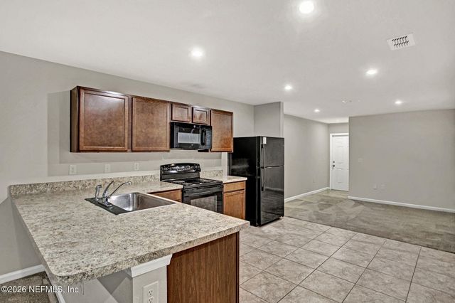 5958 CREEKSIDE CROSSING Drive, Jacksonville, FL 32210