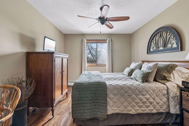 3155 Old Highway 8 306, Roseville, MN 55418