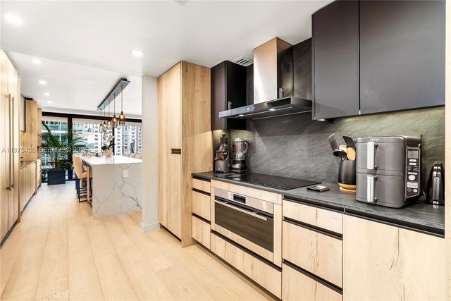 10205 Collins Ave 605, Bal Harbour, FL 33154