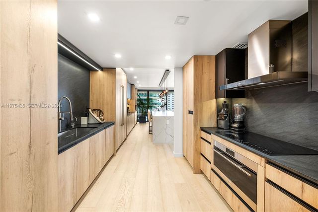 10205 Collins Ave 605, Bal Harbour, FL 33154