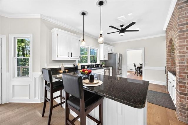 1211 Bridgewater Walk, Snellville, GA 30078