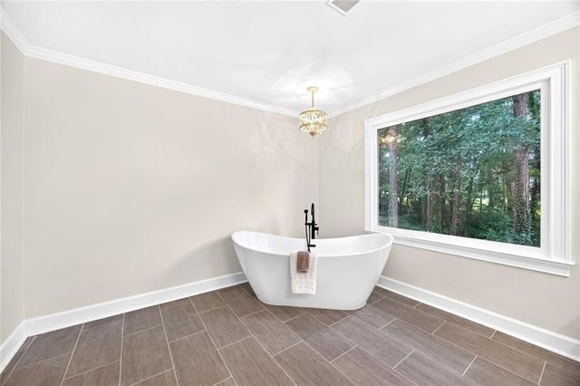1211 Bridgewater Walk, Snellville, GA 30078