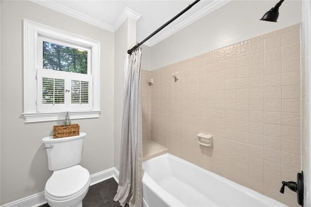 1211 Bridgewater Walk, Snellville, GA 30078