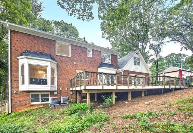 1211 Bridgewater Walk, Snellville, GA 30078