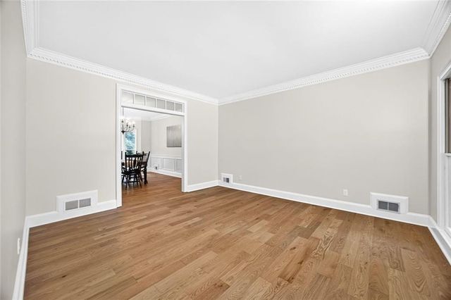 1211 Bridgewater Walk, Snellville, GA 30078
