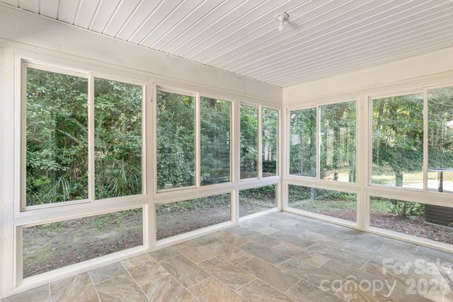 134 Stonehollow Road, Fletcher, NC 28732