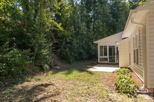 134 Stonehollow Road, Fletcher, NC 28732