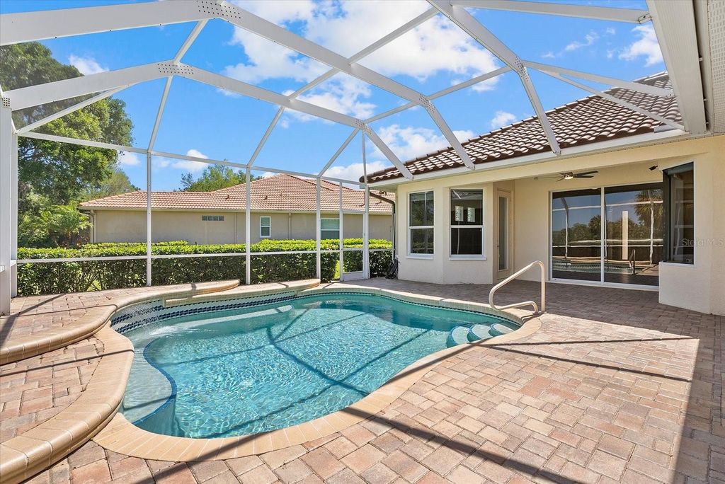 Image 12 of property listing at 6210 CORMORANT COURT, Bradenton, FL 34203