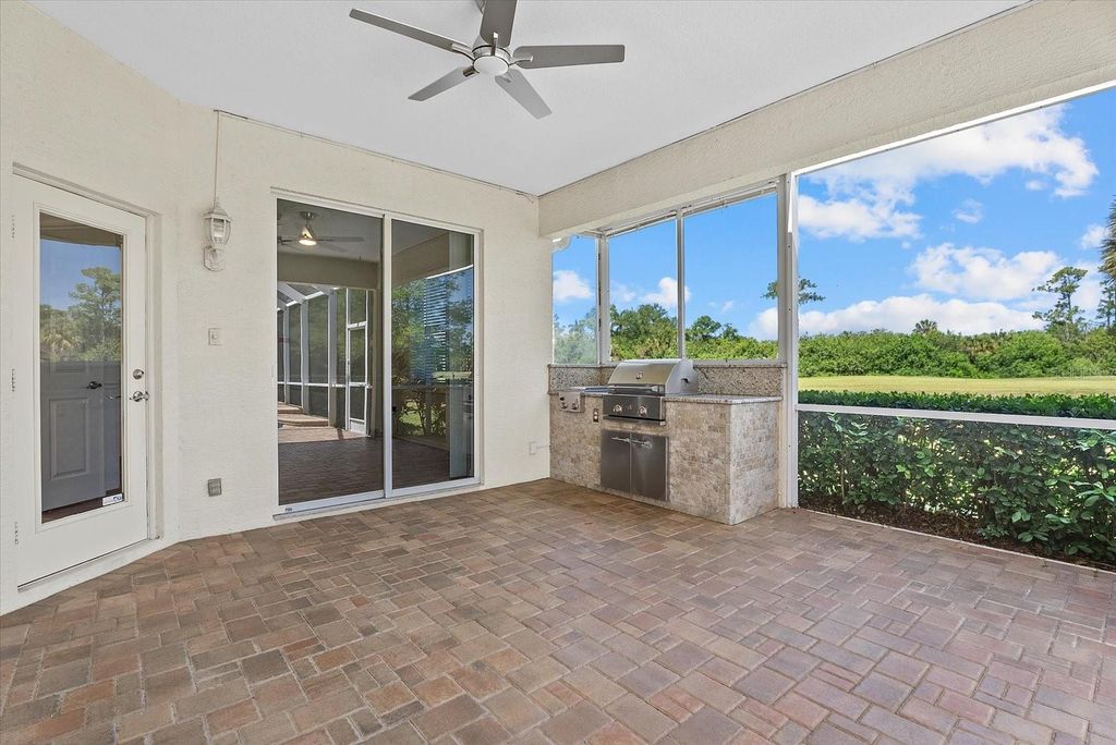 Image 13 of property listing at 6210 CORMORANT COURT, Bradenton, FL 34203