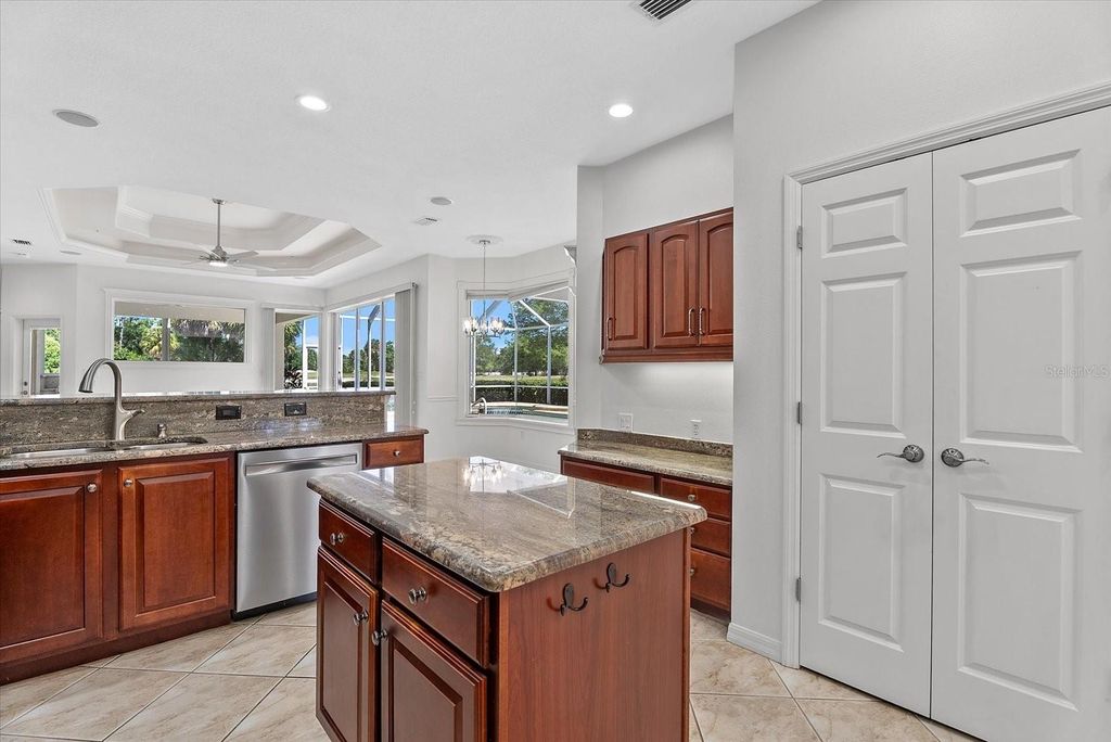 Image 7 of property listing at 6210 CORMORANT COURT, Bradenton, FL 34203