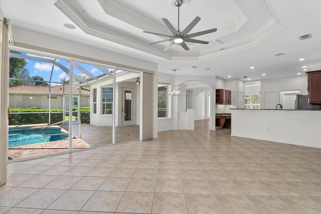 Image 8 of property listing at 6210 CORMORANT COURT, Bradenton, FL 34203