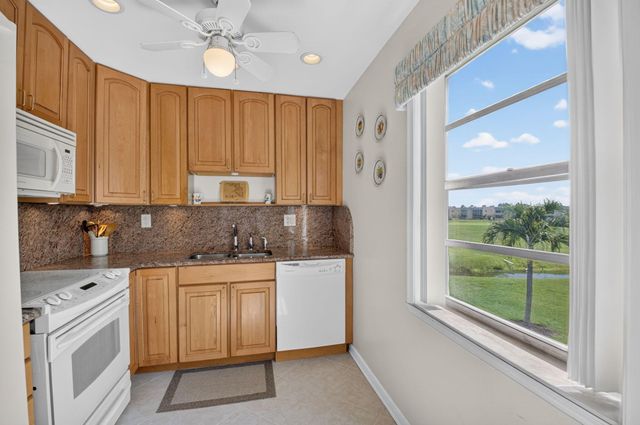 323 Capri G 323, Delray Beach, FL 33484