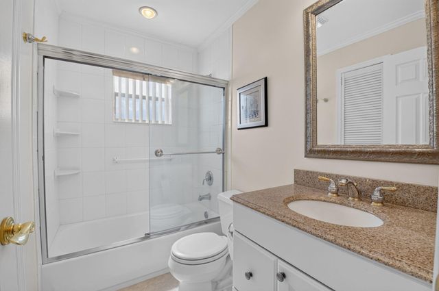 323 Capri G 323, Delray Beach, FL 33484