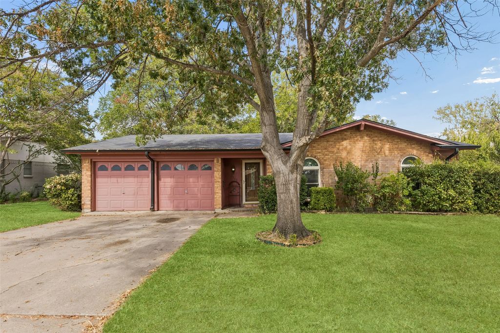 2508 Denbury Drive, Fort Worth, TX 76133 — exterior
