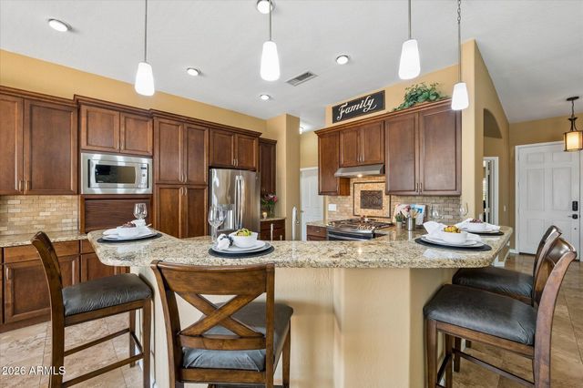 4511 E SWILLING Road, Phoenix, AZ 85050