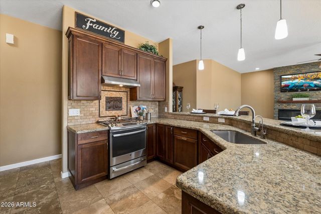 4511 E SWILLING Road, Phoenix, AZ 85050