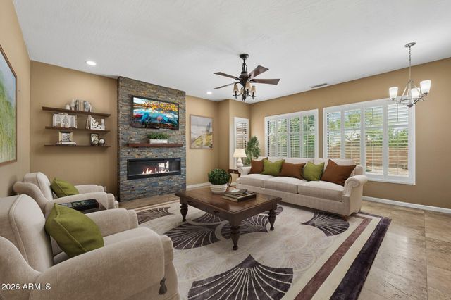 4511 E SWILLING Road, Phoenix, AZ 85050
