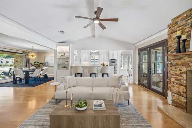 101 E Northgate Drive, Irving, TX 75062