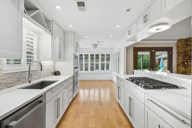 101 E Northgate Drive, Irving, TX 75062