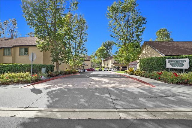 20897 Serrano Creek, Lake Forest, CA 92630