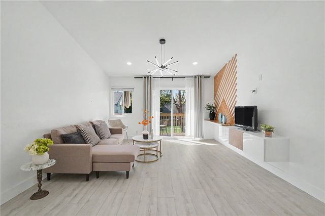 20897 Serrano Creek, Lake Forest, CA 92630