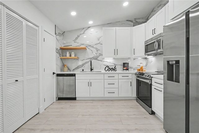 20897 Serrano Creek, Lake Forest, CA 92630