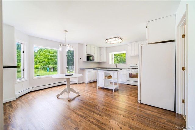 1524 State Route 17A, Warwick, NY 10990