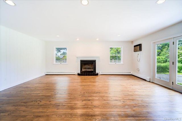 1524 State Route 17A, Warwick, NY 10990
