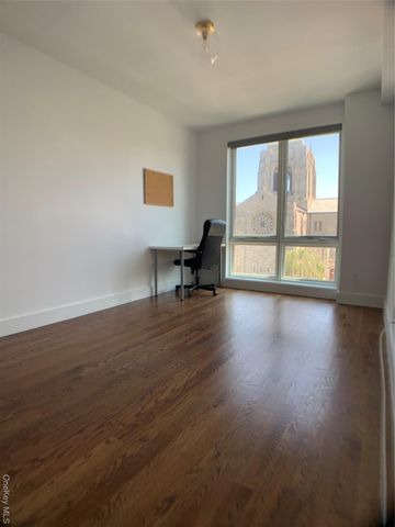 109-19 72nd Road 4C, Forest Hills, NY 11375