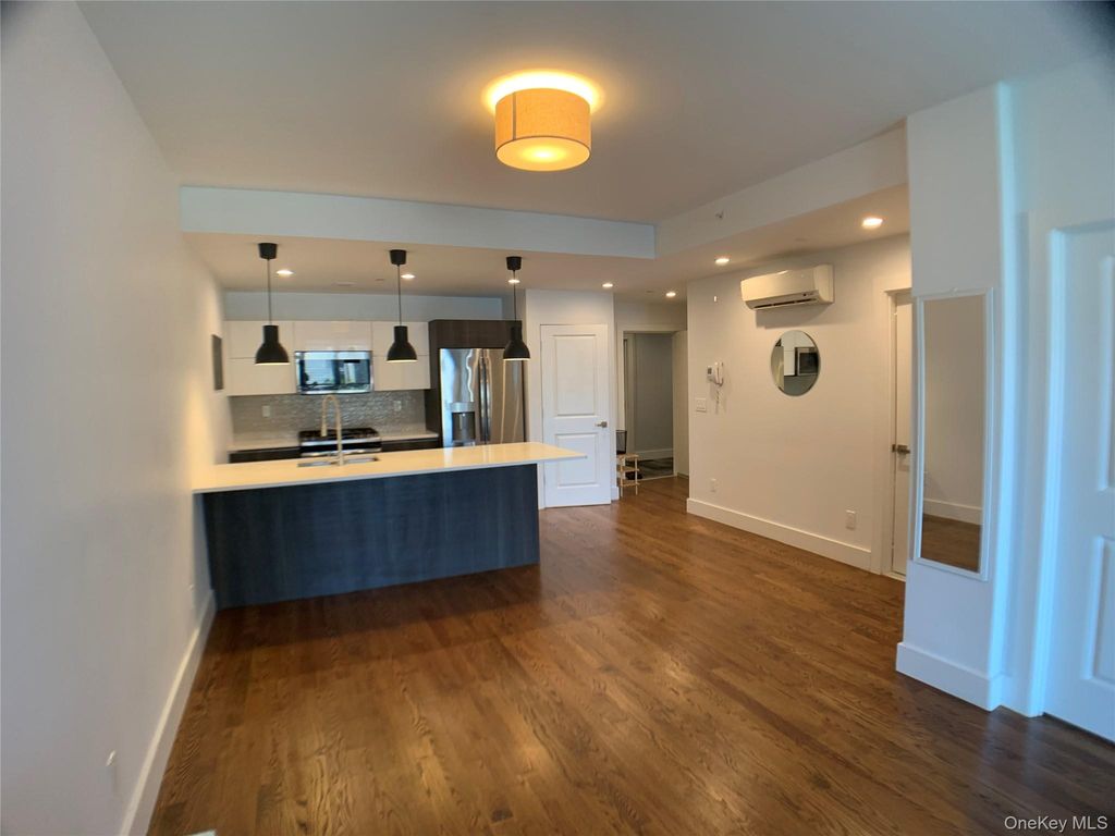 109-19 72nd Road 4C, Forest Hills, NY 11375