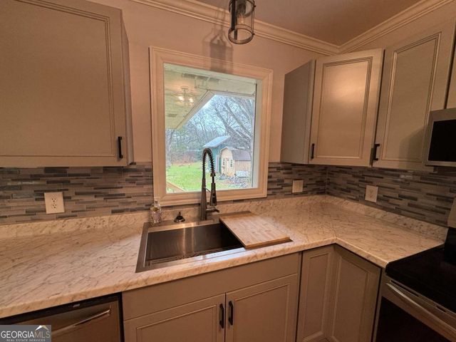 931 Jones Mill Road, Cartersville, GA 30120