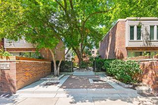1916 N Larrabee Street, Chicago, IL 60614