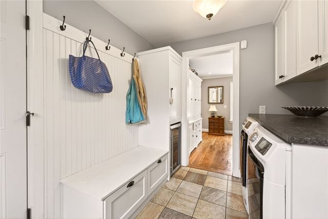 220 Overbrook Road, Pittsford, NY 14618