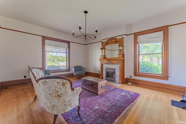 932 N Washington Street, Marion, IN 46952